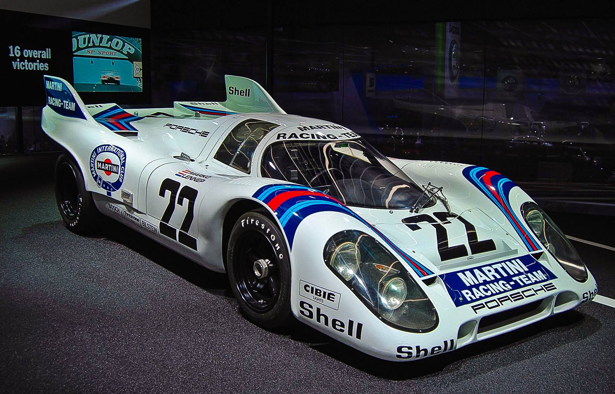 最后赢得1971年勒芒赛冠军的是这台22号保时捷917短尾版法拉利最后的