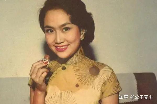 初代琼瑶女郎甄珍:最爱的是谢贤,跟他离婚46年,依然念念不忘 - 知乎