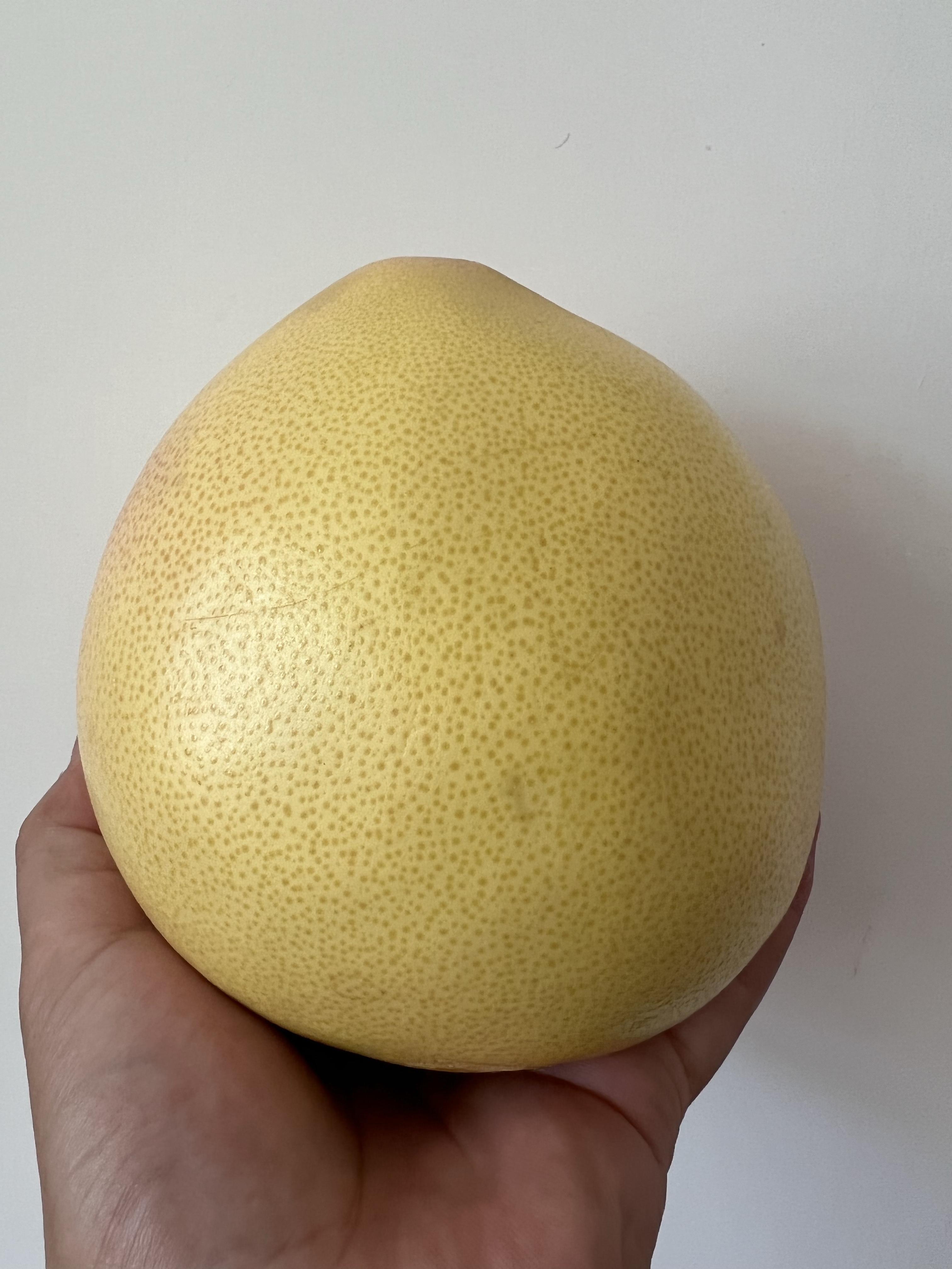 酸酸甜甜红心柚,今年吃上第一口新鲜的柚子水果!