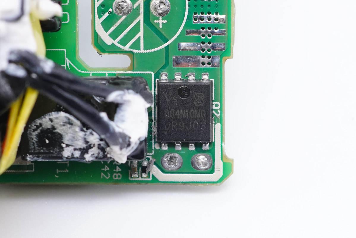 拆解报告:小米11 Pro/Ultra标配67W快充充电器  第44张 拆解报告:小米11 Pro/Ultra标配67W快充充电器  第44张