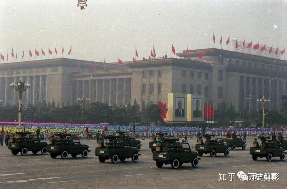 红箭8反坦克车方队东风5战略导弹方队