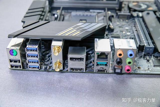 新一代中端matx板皇華碩b550重炮手wifi主板體驗評測