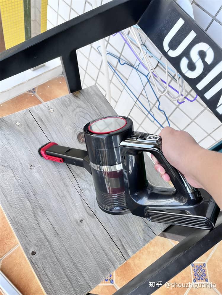 网友戴森吸尘器对猫毛好用吗能清理猫毛吗