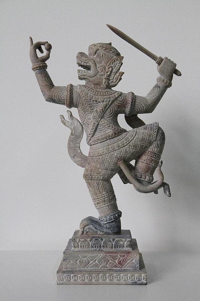 印度猴中之神哈奴曼(hanuman)石雕在印度,猴子总以哈奴曼的形象出现在