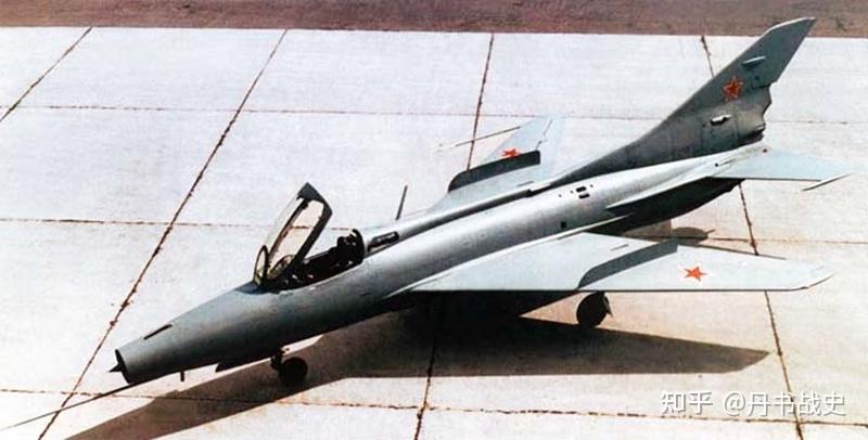 给战斗机用兴奋剂苏联米格ye50高空战机