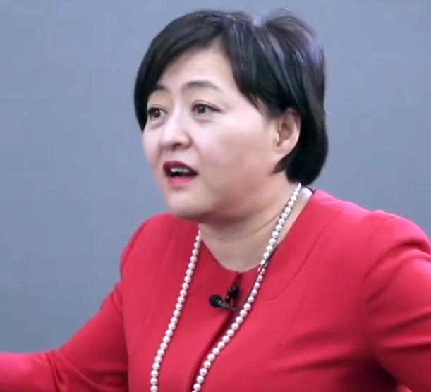 良品铺子今日的成就,是杨红春14年如一日艰辛付出的结果,是他人品的