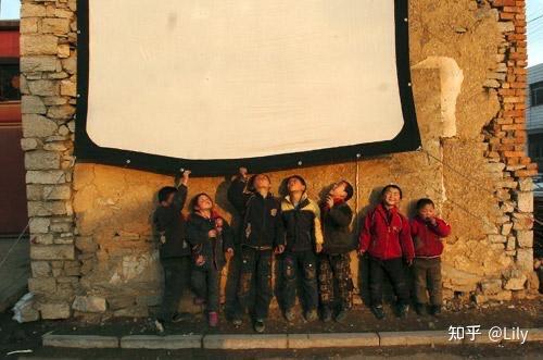 你还记得农村的露天电影吗