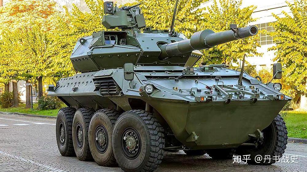 意大利半人马座轮式坦克实战无一被毁安装大口径坦克炮
