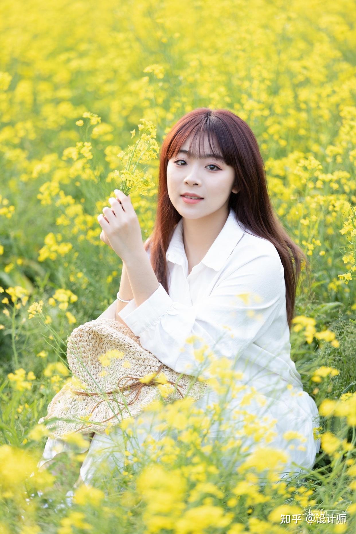 拍好油菜花人像除了基本思路7个自然好看的姿势同样值得一试