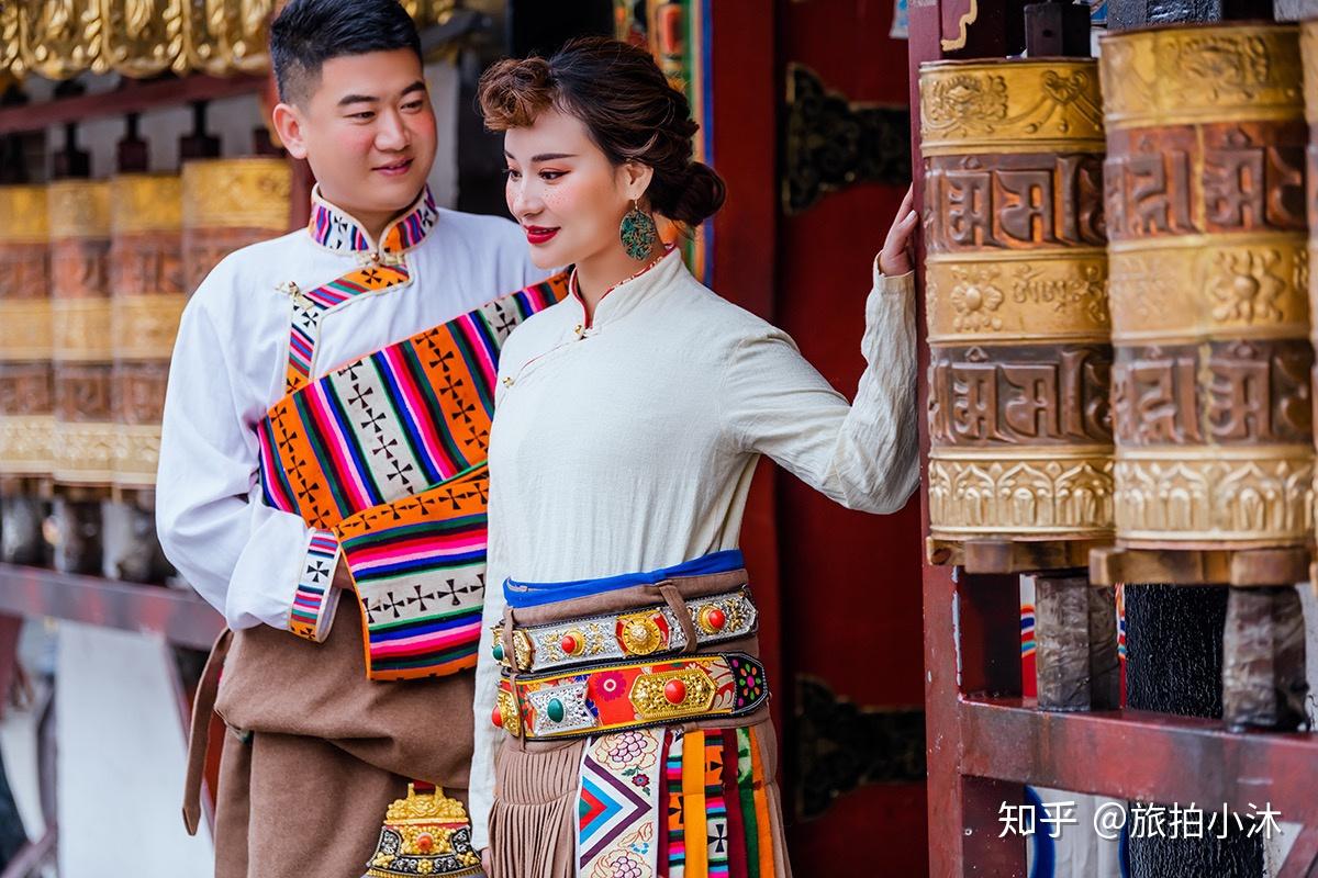 西藏婚纱照旅拍——民族复古藏装羊皮袄_风马映像全球旅拍-站酷ZCOOL
