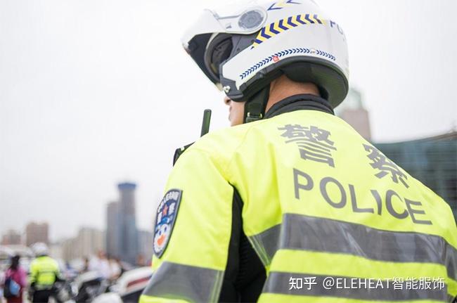 (一)交警安防空调服交警安防空调服,专门为交通警察值勤站岗而设计.