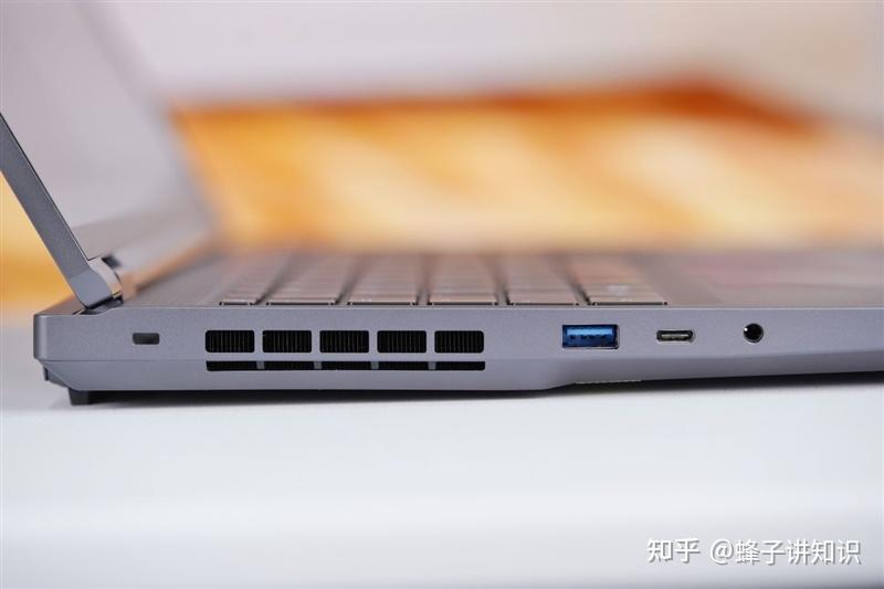 机械革命耀世16 Pro评测：长江存储pc41q Ssd温度惊喜，最懂游戏玩家的游戏本 