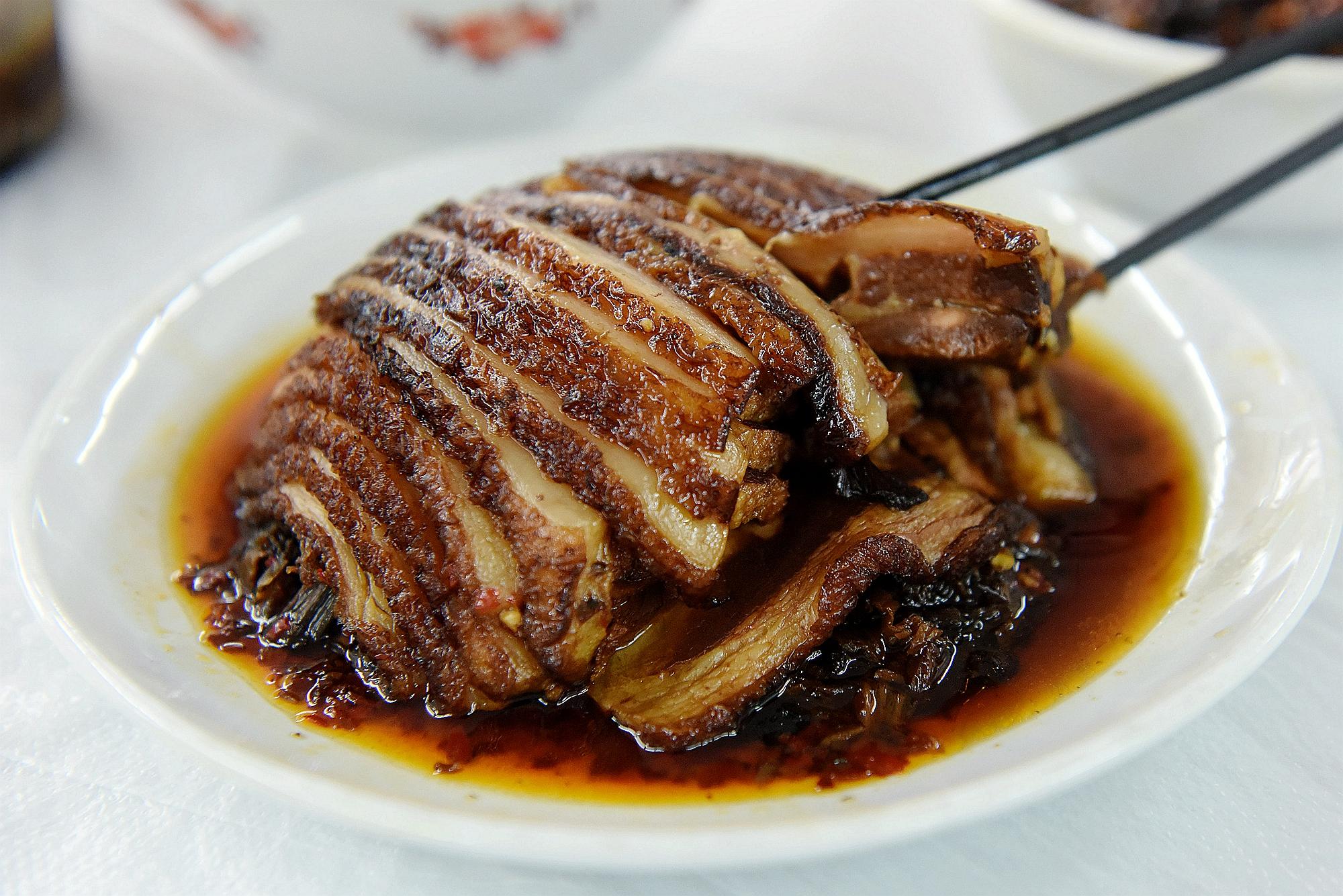 不愿在长沙火车站附近将就所以寻到了这家开了31年的蒸菜馆