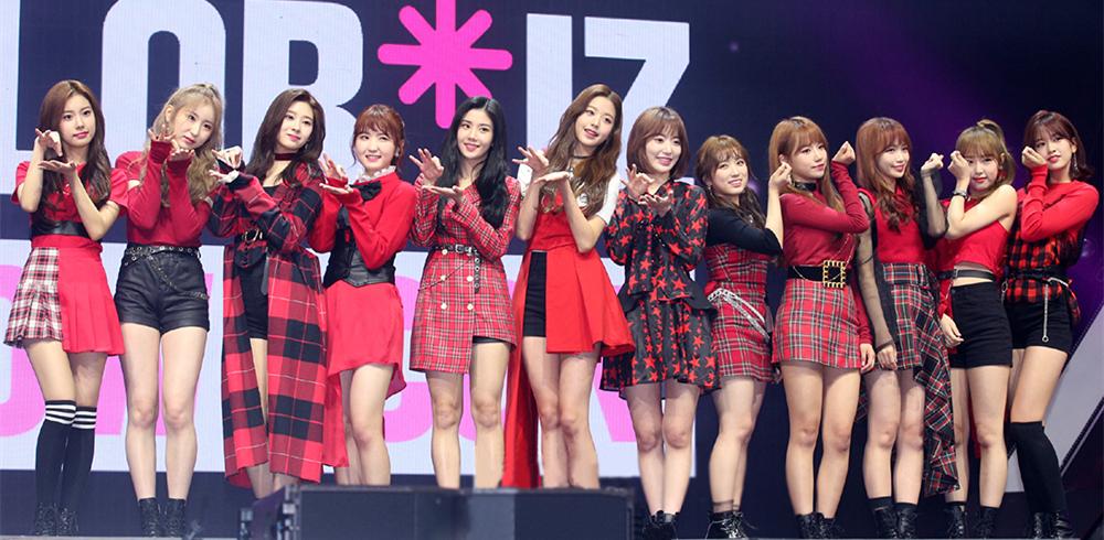 女团izone发布会 同穿黑色小短靴 红配黑搭出12种风格不重样 知乎