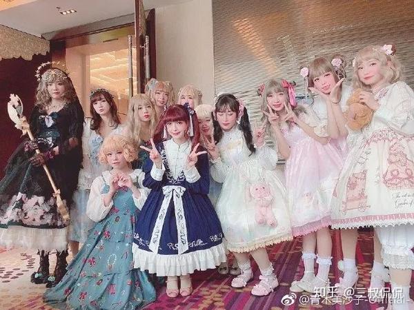 思考 女孩爱美男人爱大腿 Jk服装走红国内 究竟给我们何种启示 知乎