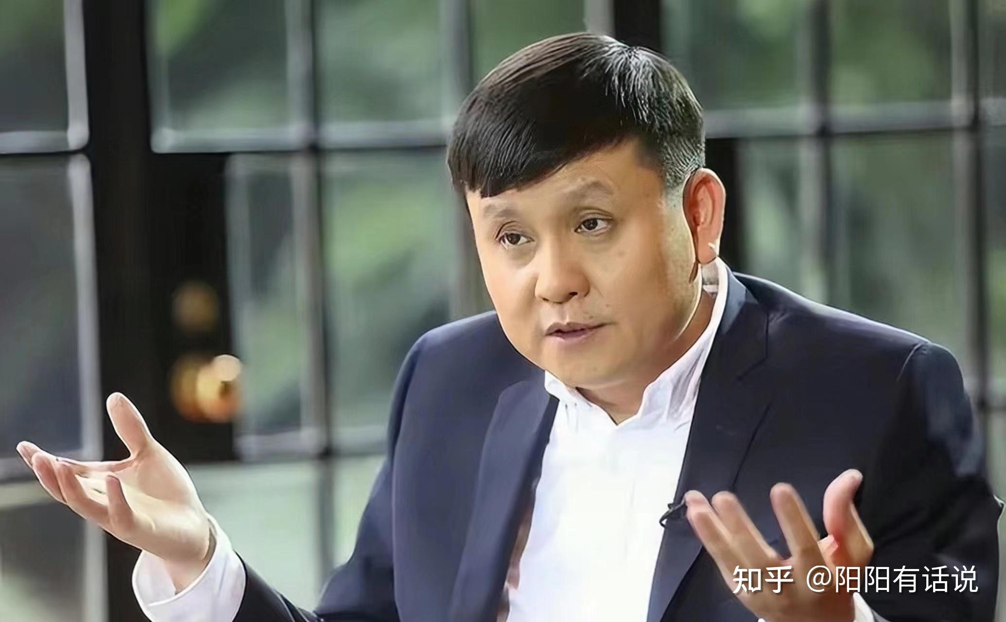 当司马南质疑张文宏时,很多网友就吐槽司马南.