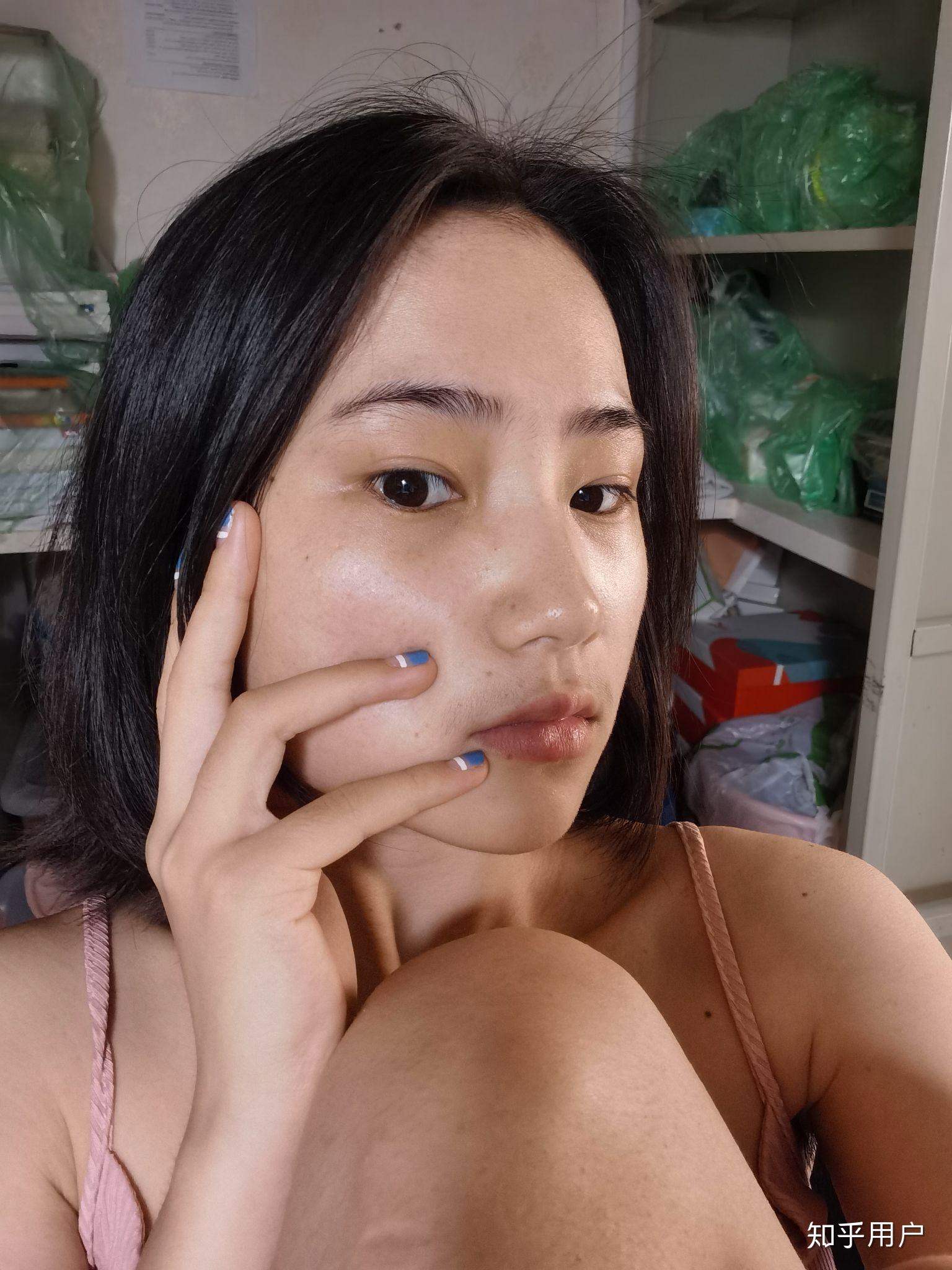 不开滤镜和美颜不要粉底的纯素颜女生会有多好看