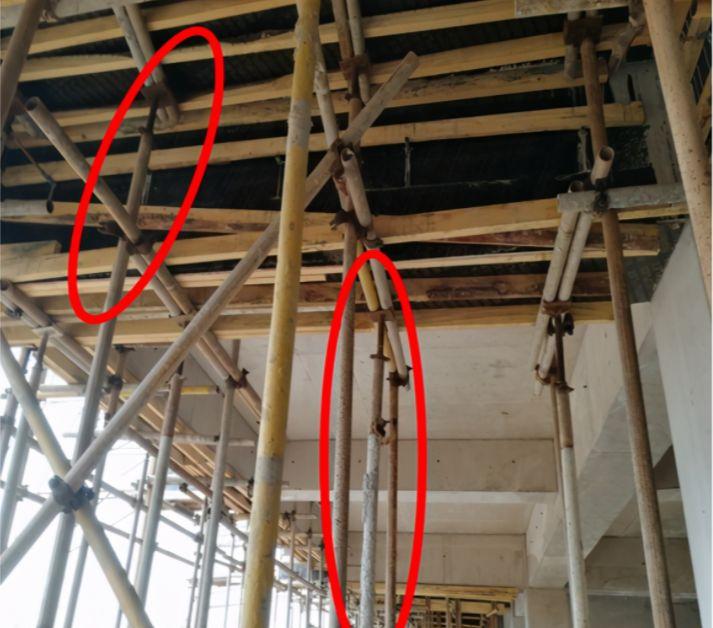 施工现场板底主龙骨为单钢管.