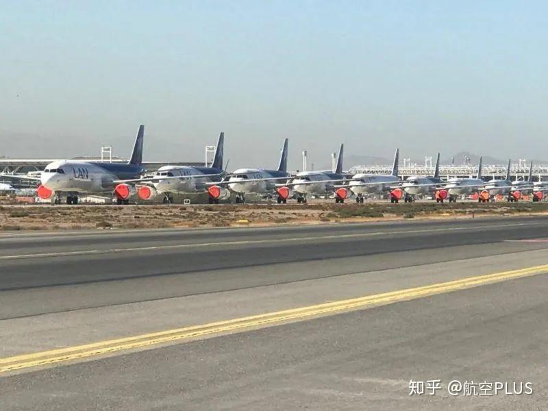 拉美航空在圣地亚哥,圣保罗gru,巴西利亚(关闭了仓储跑道),库斯科