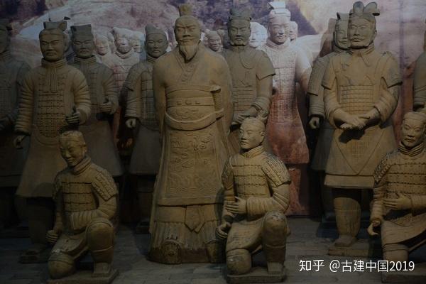 中国古代雕塑的装饰性及变形处理方法有哪些？