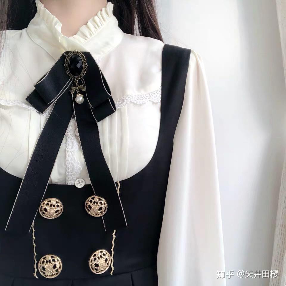 有哪些好看的cla系Lolita裙? - 知乎