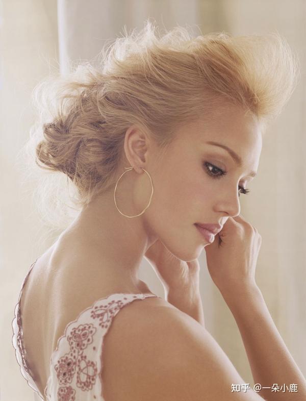 2,"小玫瑰"玛格丽提利尔