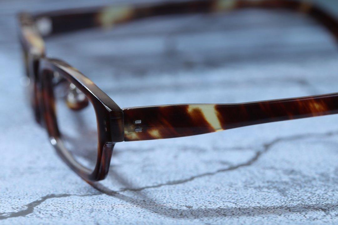 关于玳瑁眼镜的好处你必须知道