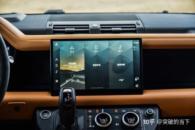 陆巡混动、卫士电控、途乐V8:谁才是2026越野终极战场的最后赢家?