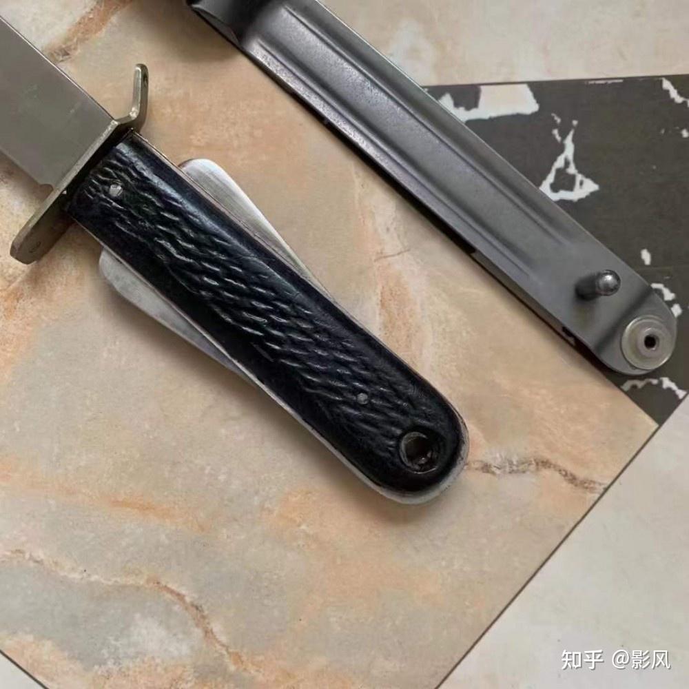 飞行员伞刀英国