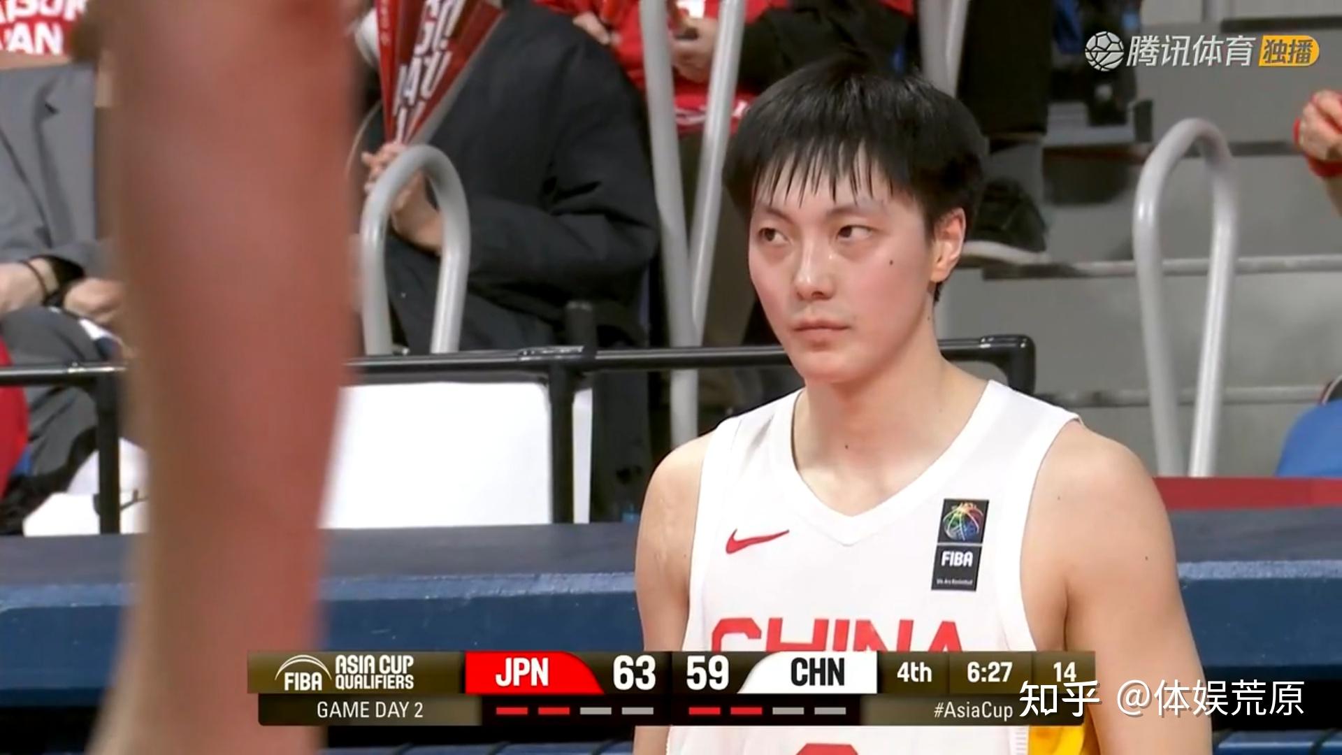 中国男篮:胡金秋23 13,胡明轩爆发20分,徐杰低迷耻辱一败 - 知乎