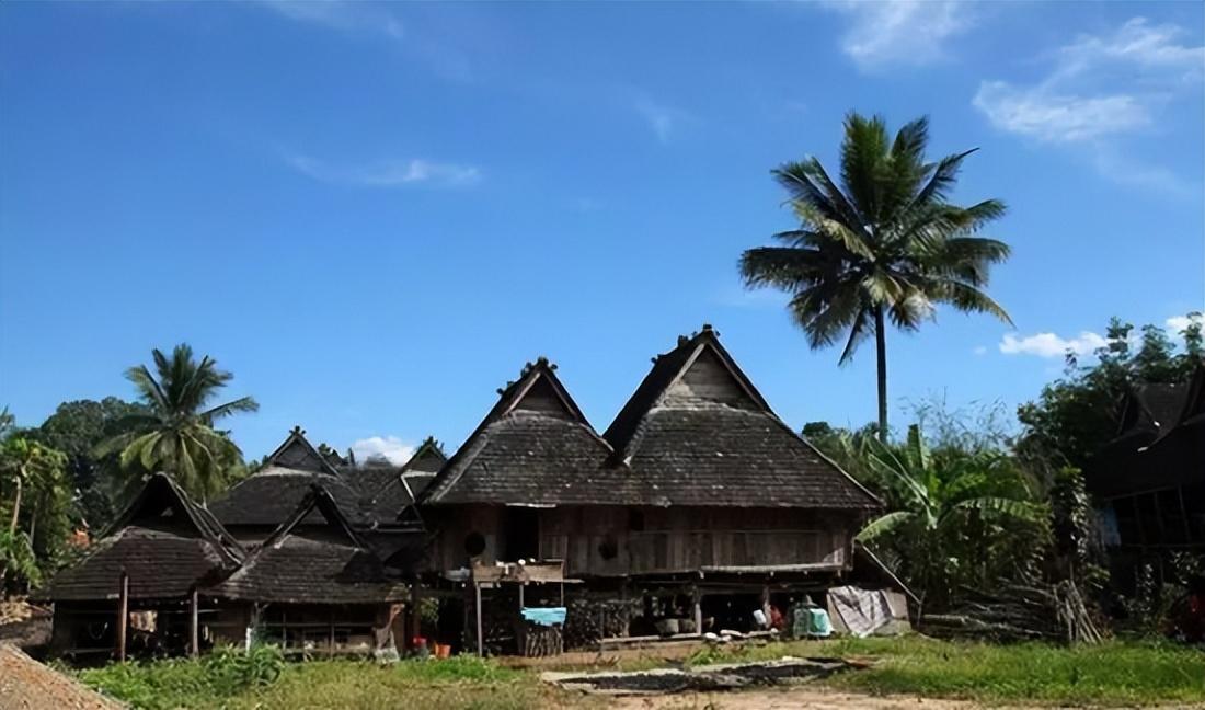 傣族的民居建筑特色