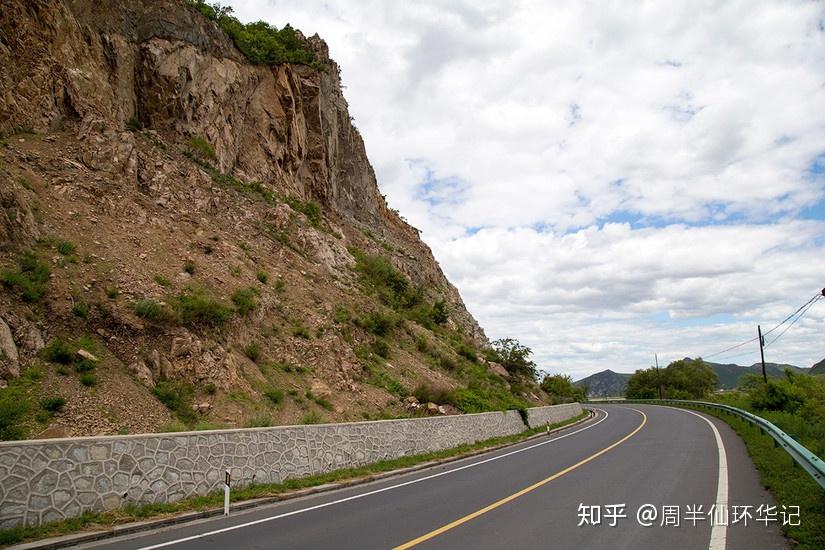 g302▼朝鲜南阳▼朝鲜南阳▼农田与森林▼骑行,还是国道舒服▼铁道▼