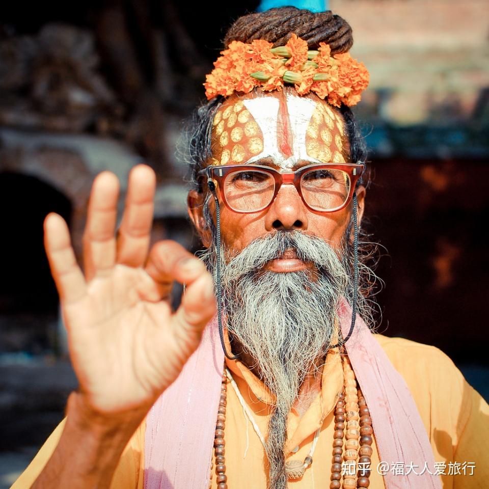 这座神庙是尼泊尔等级最高的湿婆神庙,也是印度教最重要的四座湿婆