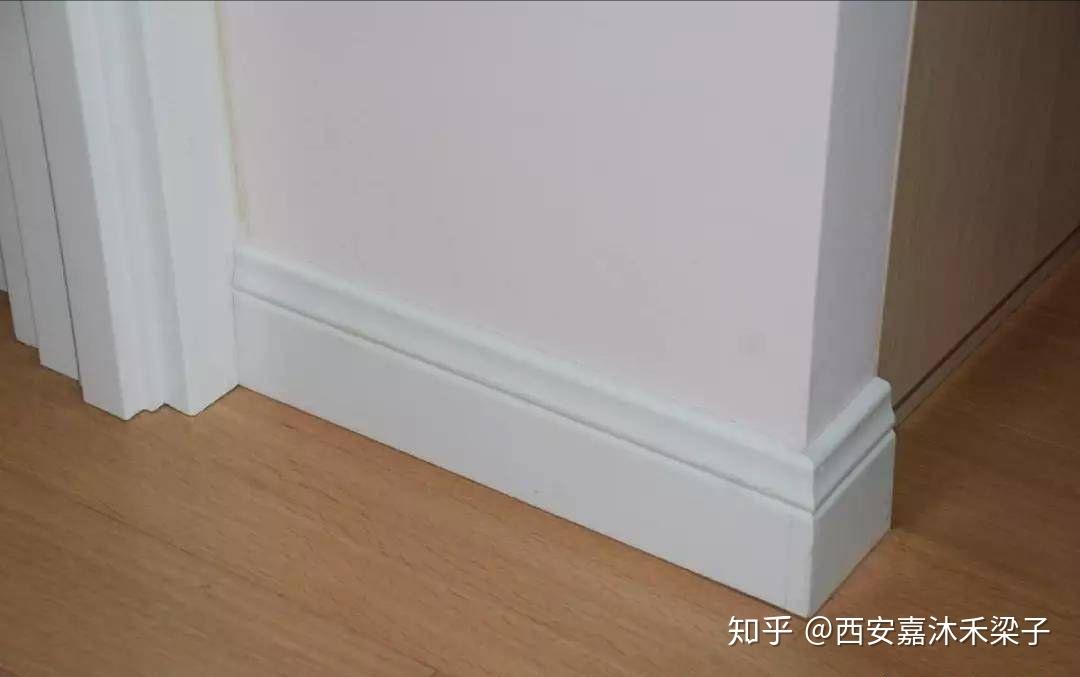 什么时候贴瓷砖踢脚线合适 v2-52ba353fc9e3892915a0fccf36cd7691_r.jpg