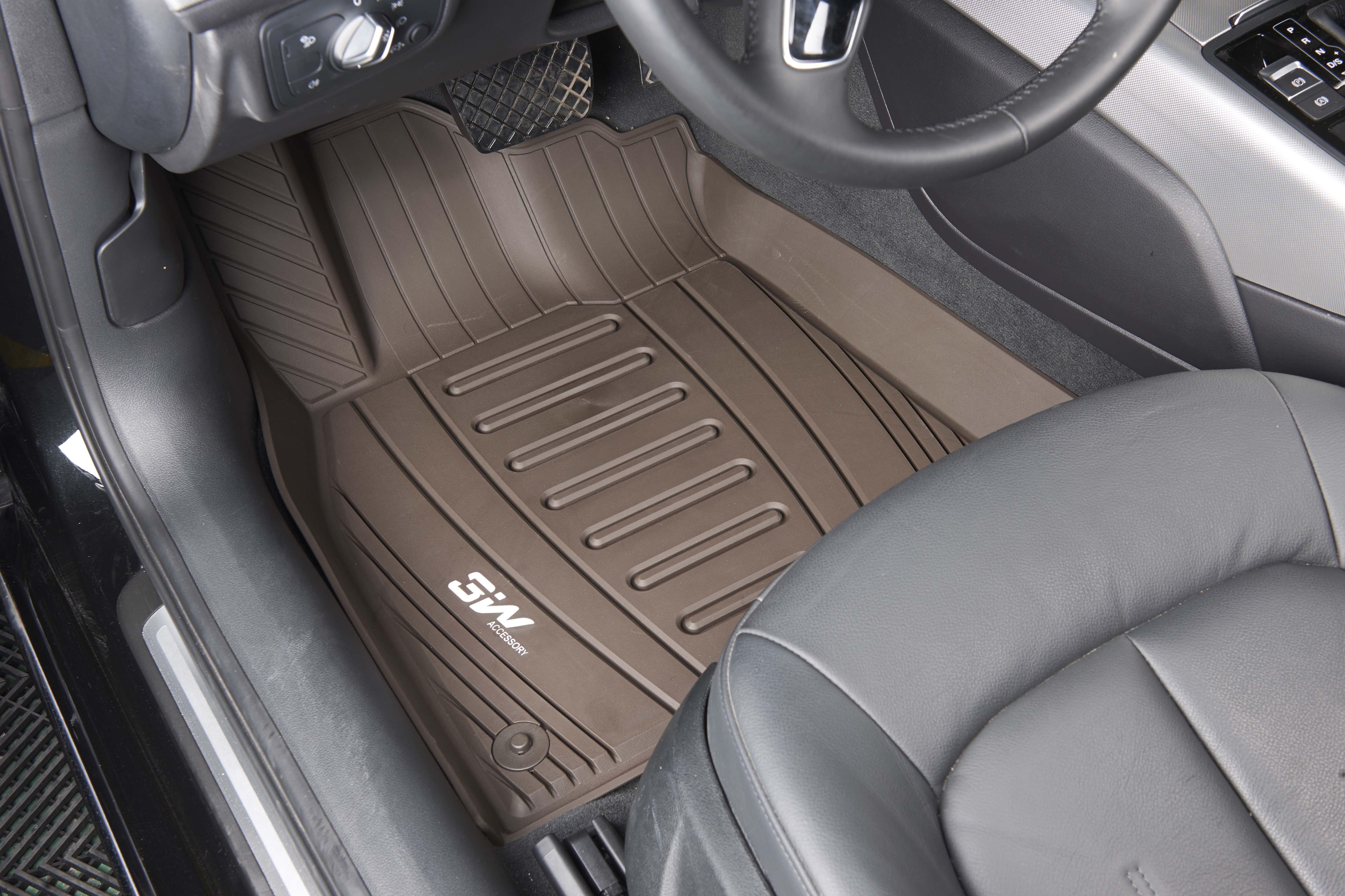 奥迪a6脚垫装车效果