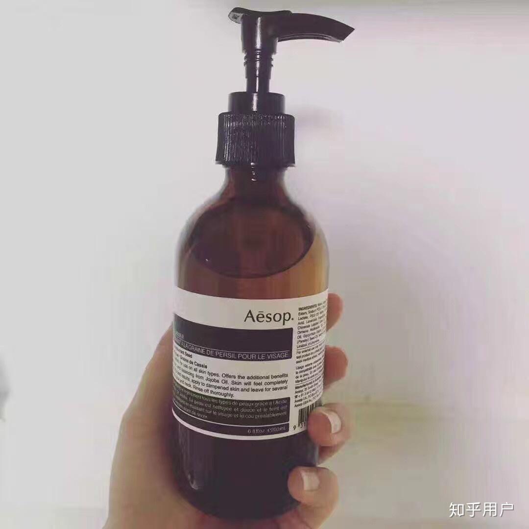 想给妈妈买一套可以长期使用的化妆品 求推荐