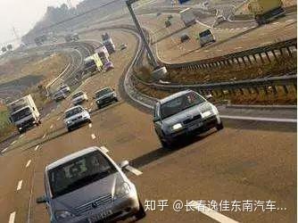 老司机不让路 v2-5307e0763ae6a364c2af8605305d8659_b.jpg