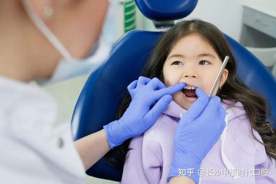 暑期想带孩子做牙齿正畸,有什么问题要注意的吗?