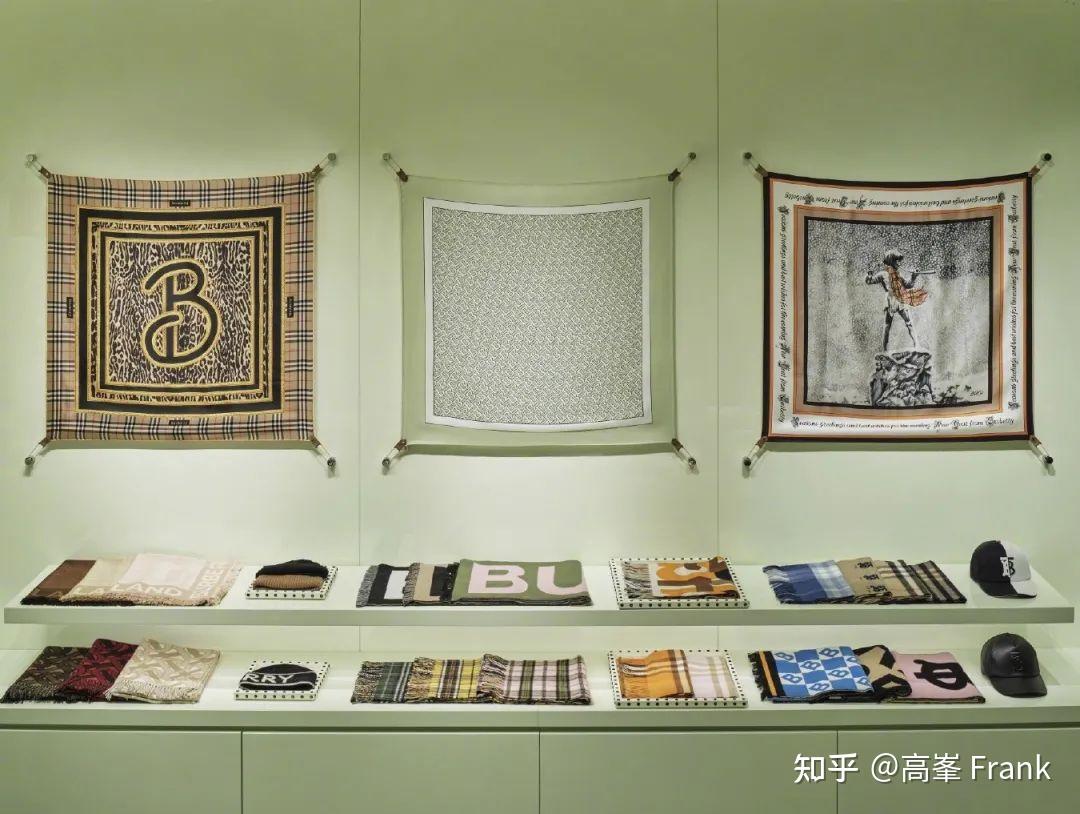 「Burberry」与腾讯展开技术合作，将在深圳开设奢侈品行业首家社交零售精品店__财经头条