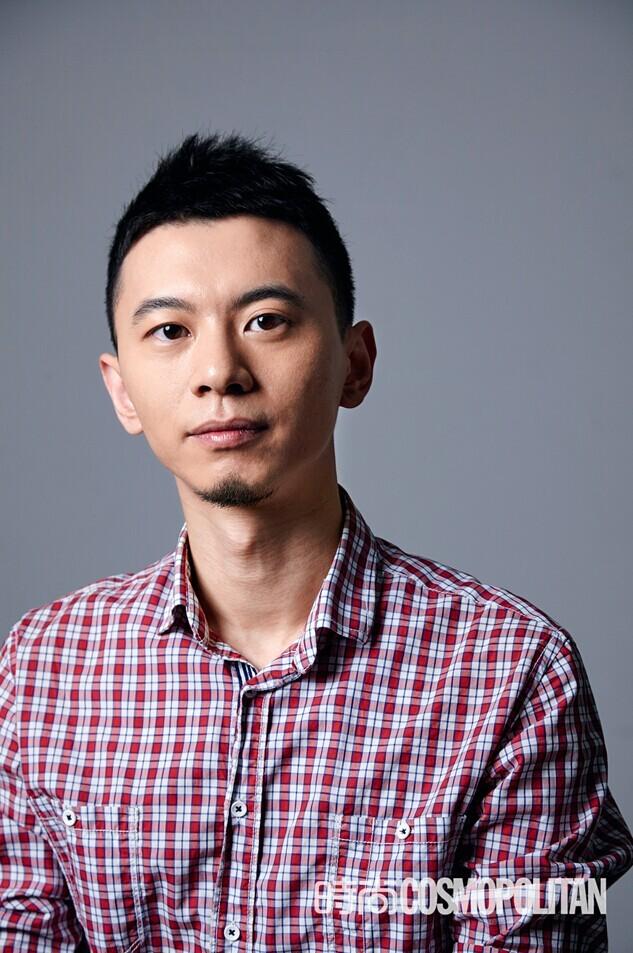 姓名:袁彬年龄:42岁职业:摄影师星座:双鱼座喜欢女生类型:温柔,善良