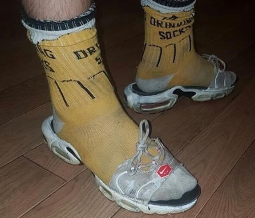 为啥澳洲监狱的囚犯都要穿这双nike?