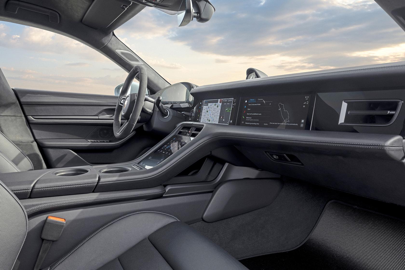 为极速而生:保时捷taycan turbo gt