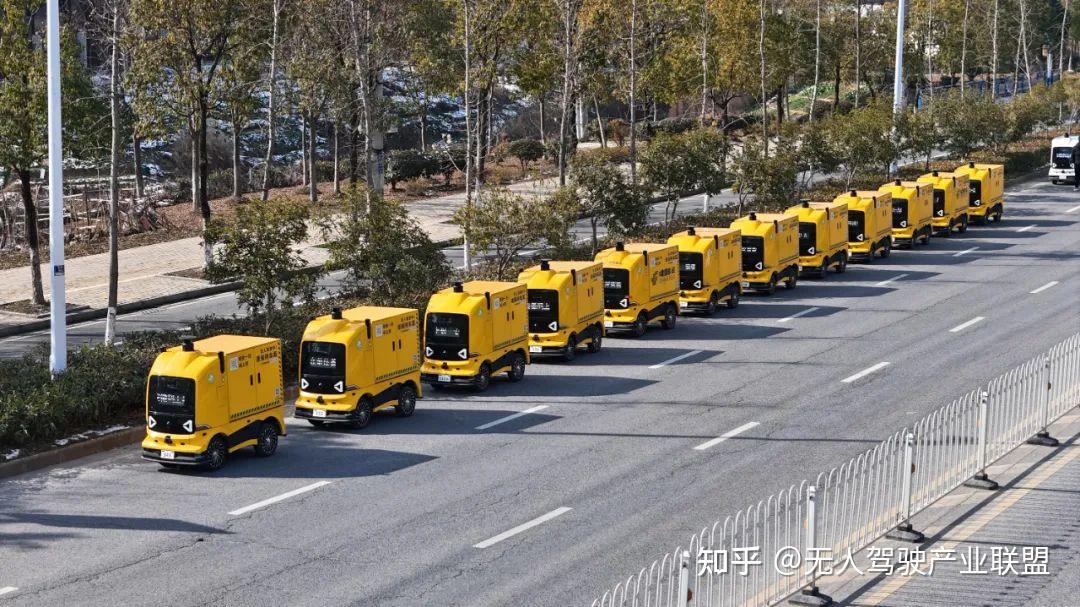国内无人配送车已落地近6000台!
