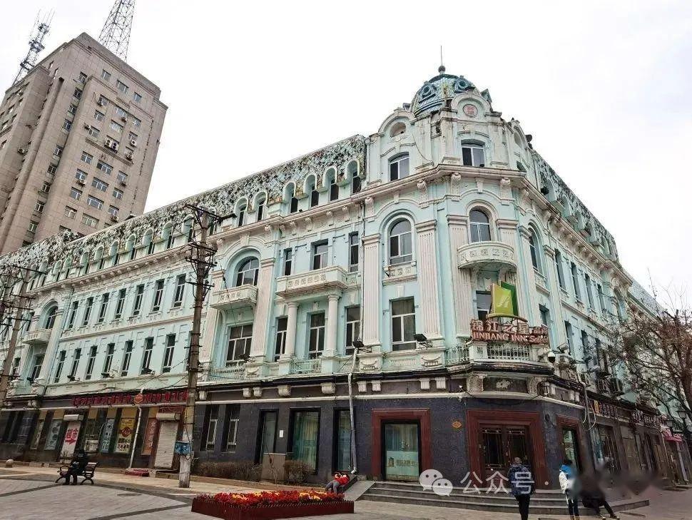 那些散落在哈尔滨中央大街的老建筑，惊艳了时光 - 知乎