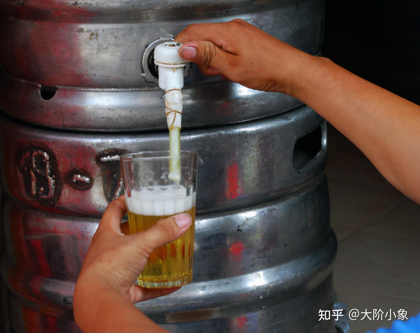 到河内绝不要错过喝一杯河内生啤，还有那绿色微透明的生啤专用杯 - 知乎