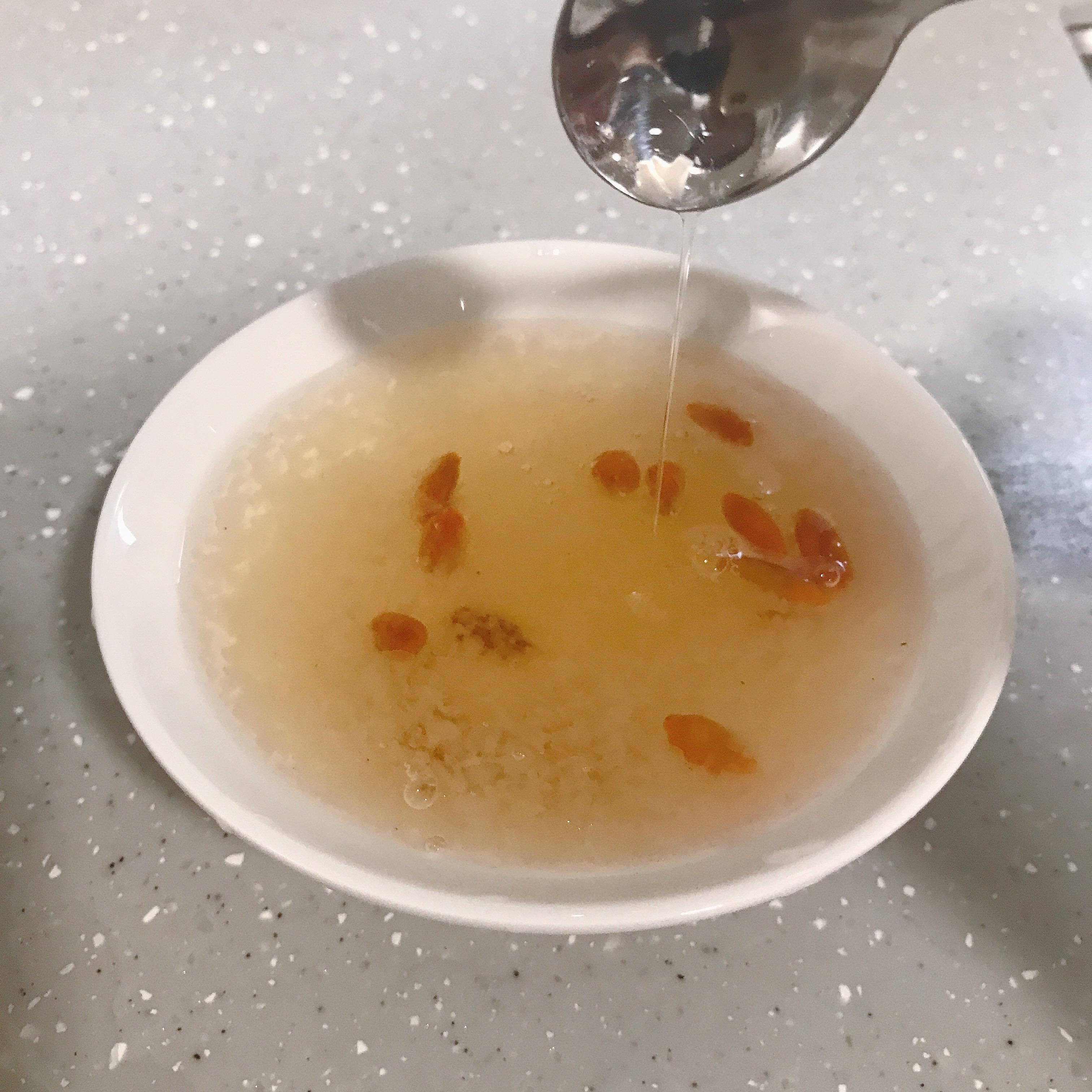 苹果银耳莲子汤的做法_【图解】 苹果银耳莲子汤怎么做好吃_minifish33_家常做法大全_豆果美食