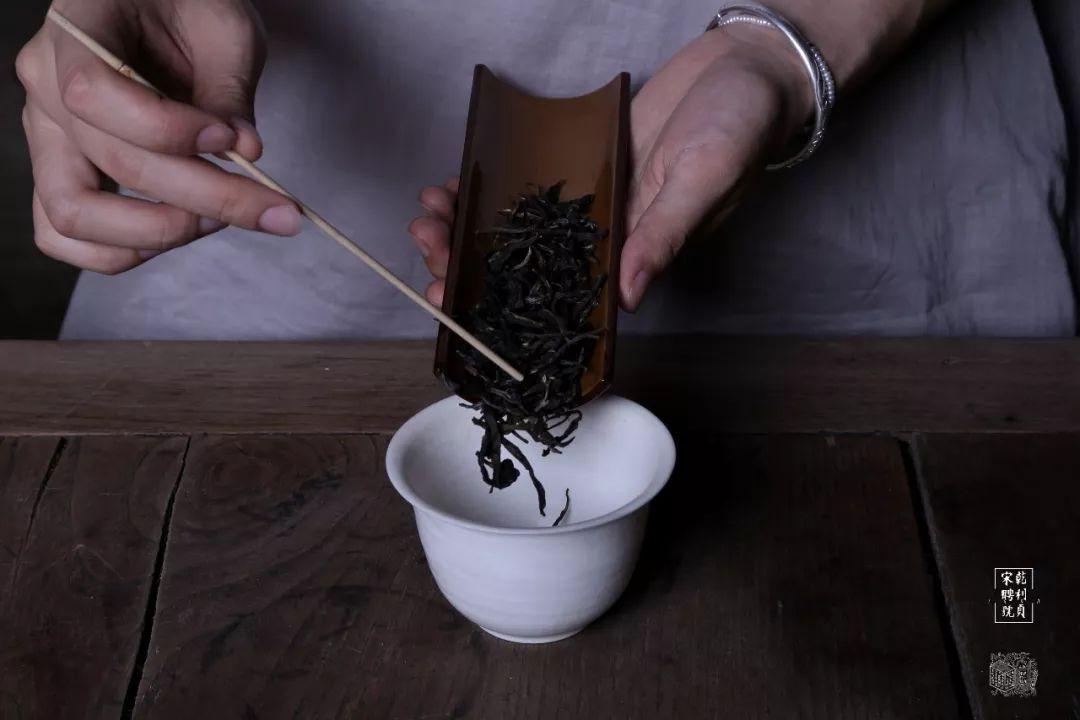 现任宋聘号掌门人施继泉将坐镇茶书院,与大家共品宋聘戊戌年易武春茶