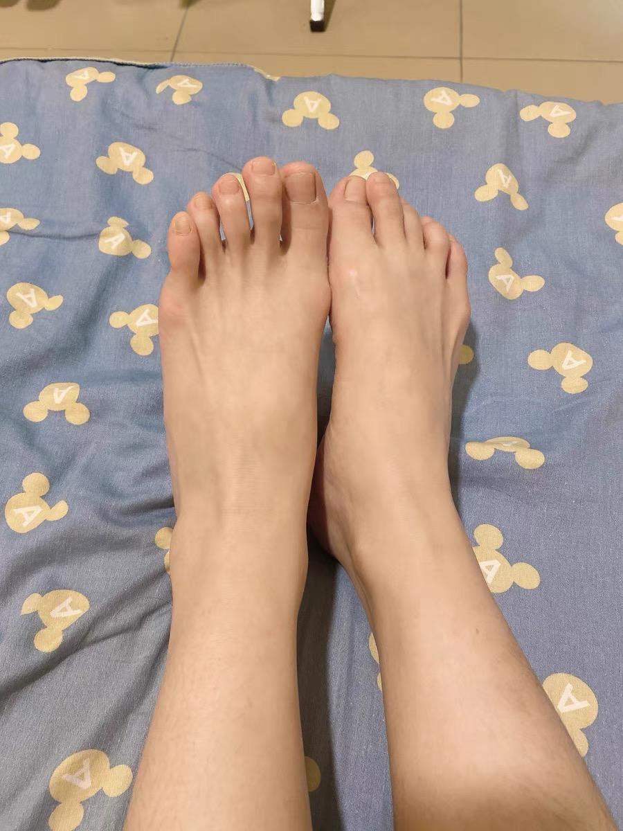 女孩子有双特别小的脚是种怎样的体验