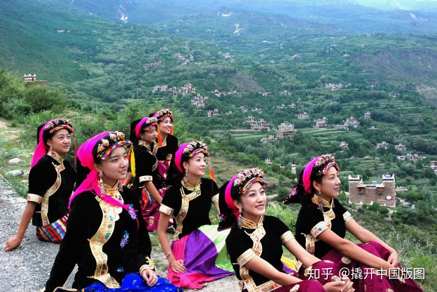 撬开中国版图传说女儿国的后裔丹巴藏寨
