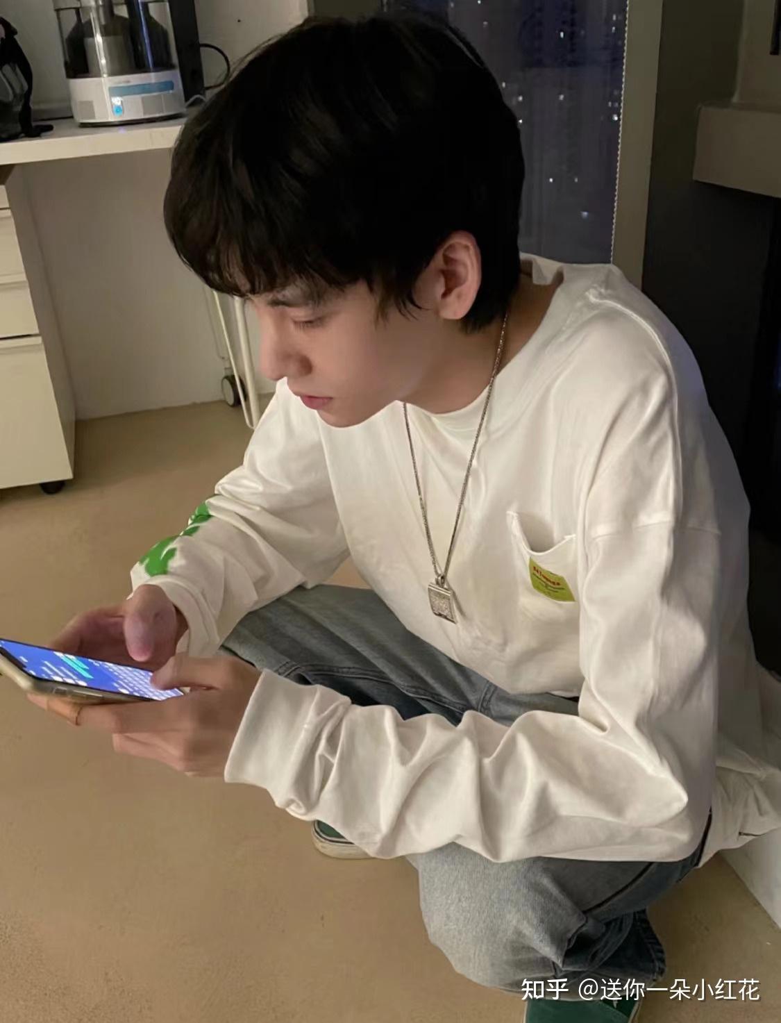 大学男生如何护肤?